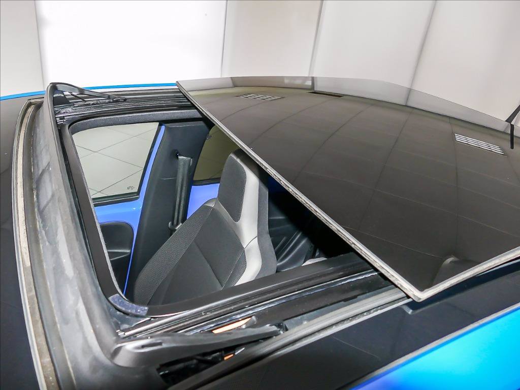 VOLKSWAGEN UP! 1.0  HIGH UP! ASG  75CV