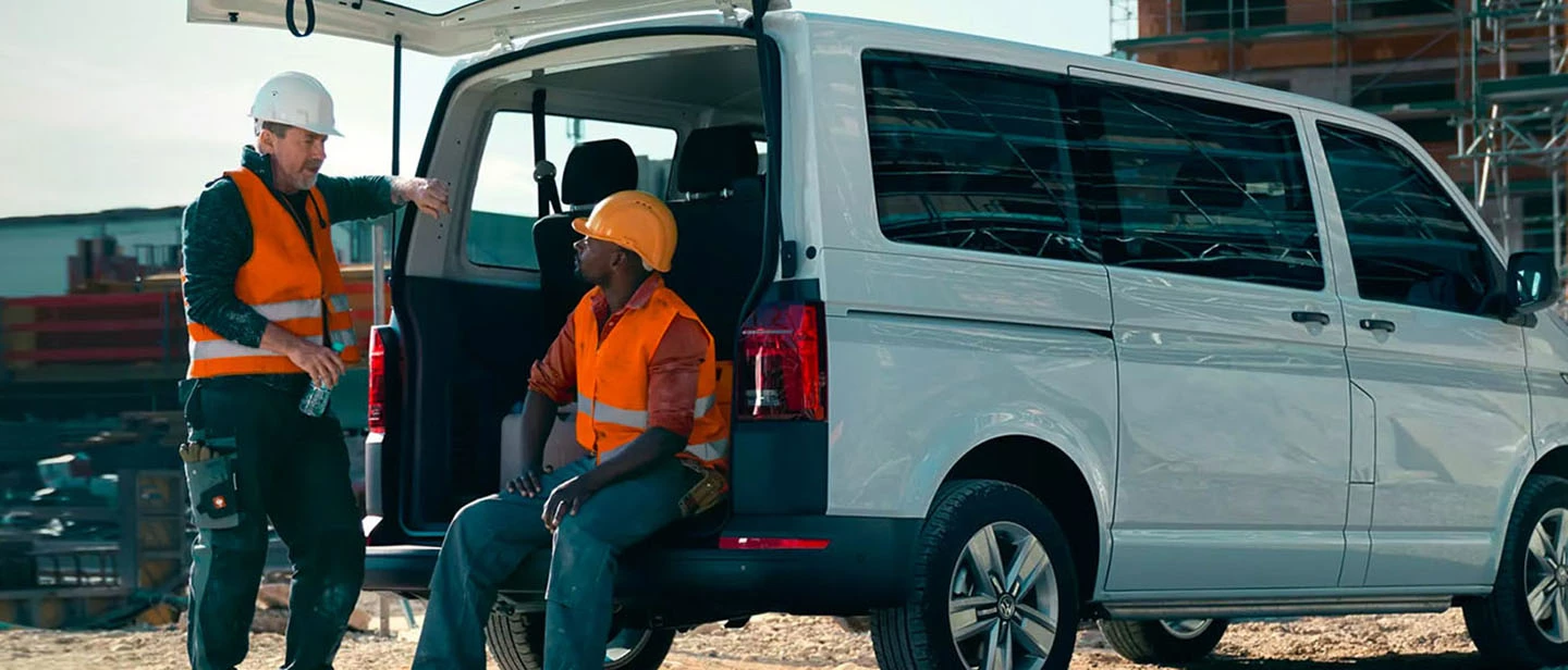 Volkswagen Transporter Kombi Land