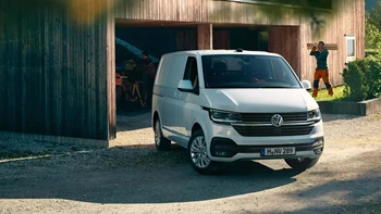 Volkswagen Transporter Furgone 01
