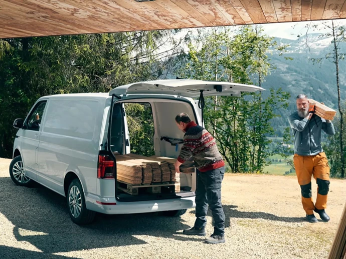 Volkswagen Transporter Furgone Section 1