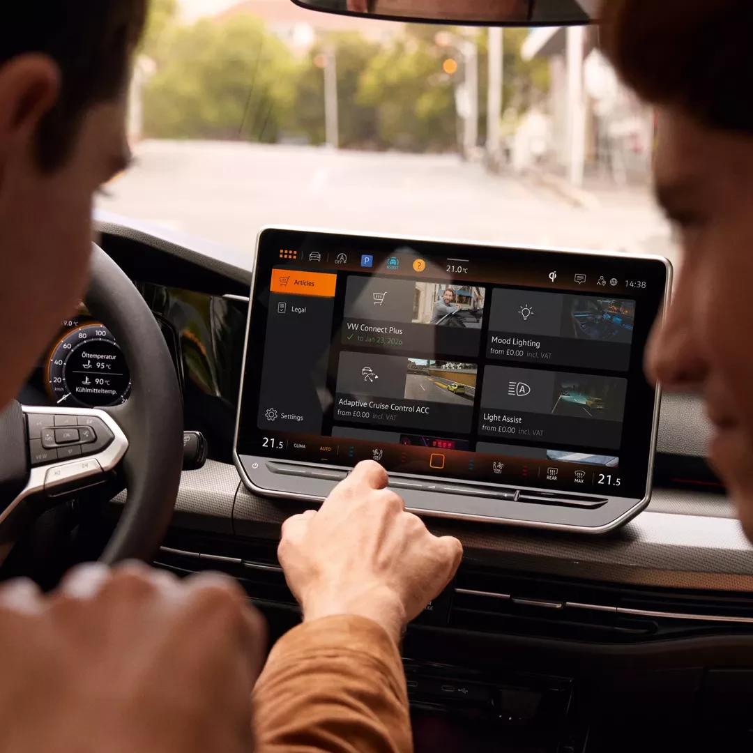 GL6280 Golf Display Two Men EN 16 9