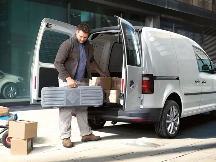 Volkswagen Caddy Furgone Section 1