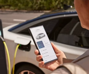 IC0618 Id7 Connectivity App Charging