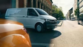 Volkswagen Transporter Furgone 05