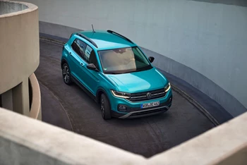 GALLERY 800 NUOVA T CROSS 01